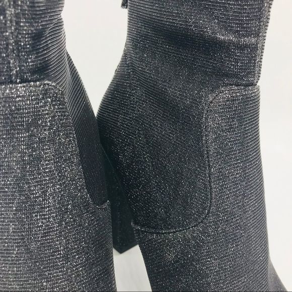 NWT STEVE MADDEN STRETCHY BOOTIES - Picture 5 of 6